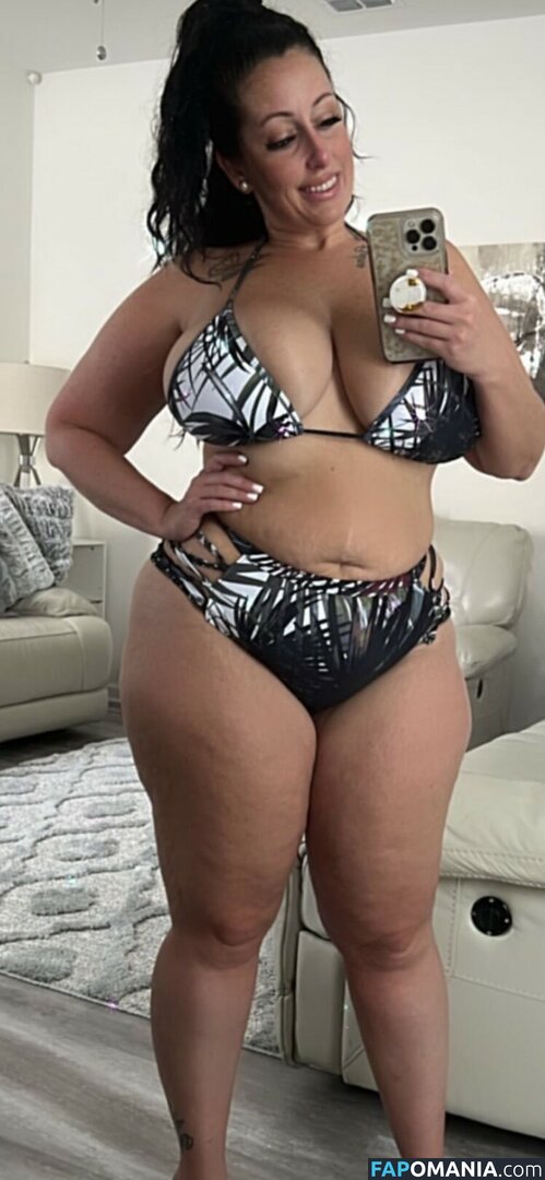 diamondntheruff103 / italianuniqueen / thickitalianmami Nackt OnlyFans  Geleaktes Foto #8