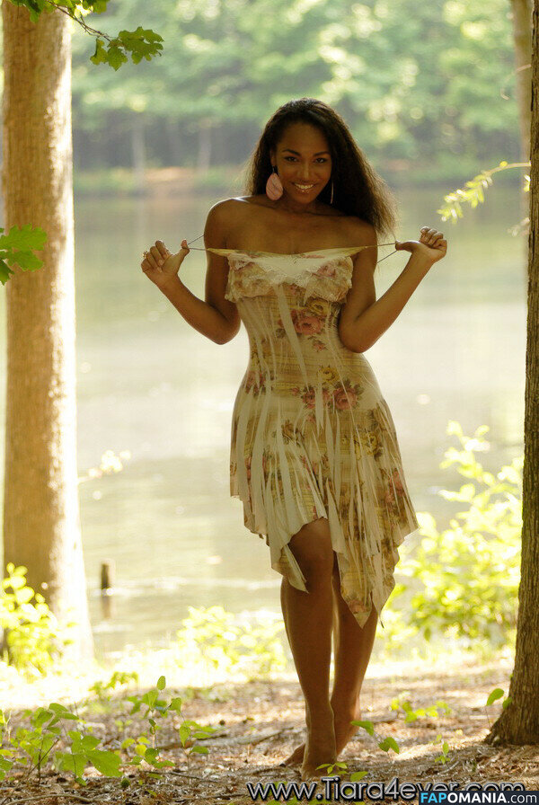 Tiara Harris / Tiara Kristine / Tiara_Kristine / hooters_best / tiarakristine / tkristine Nackt OnlyFans  Geleaktes Foto #5