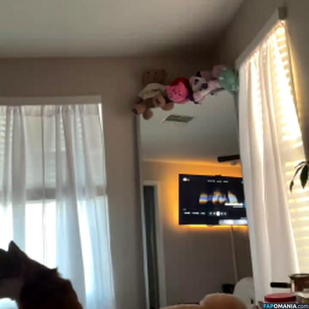 kayla.tran / kaylakipp / peachlingg / tinyyyk Nackt OnlyFans  Geleaktes Foto #24