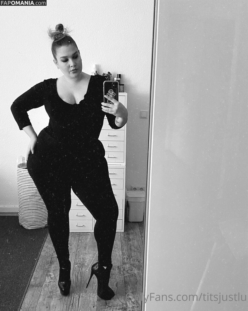 titsjustlu Nackt OnlyFans  Geleaktes Foto #1
