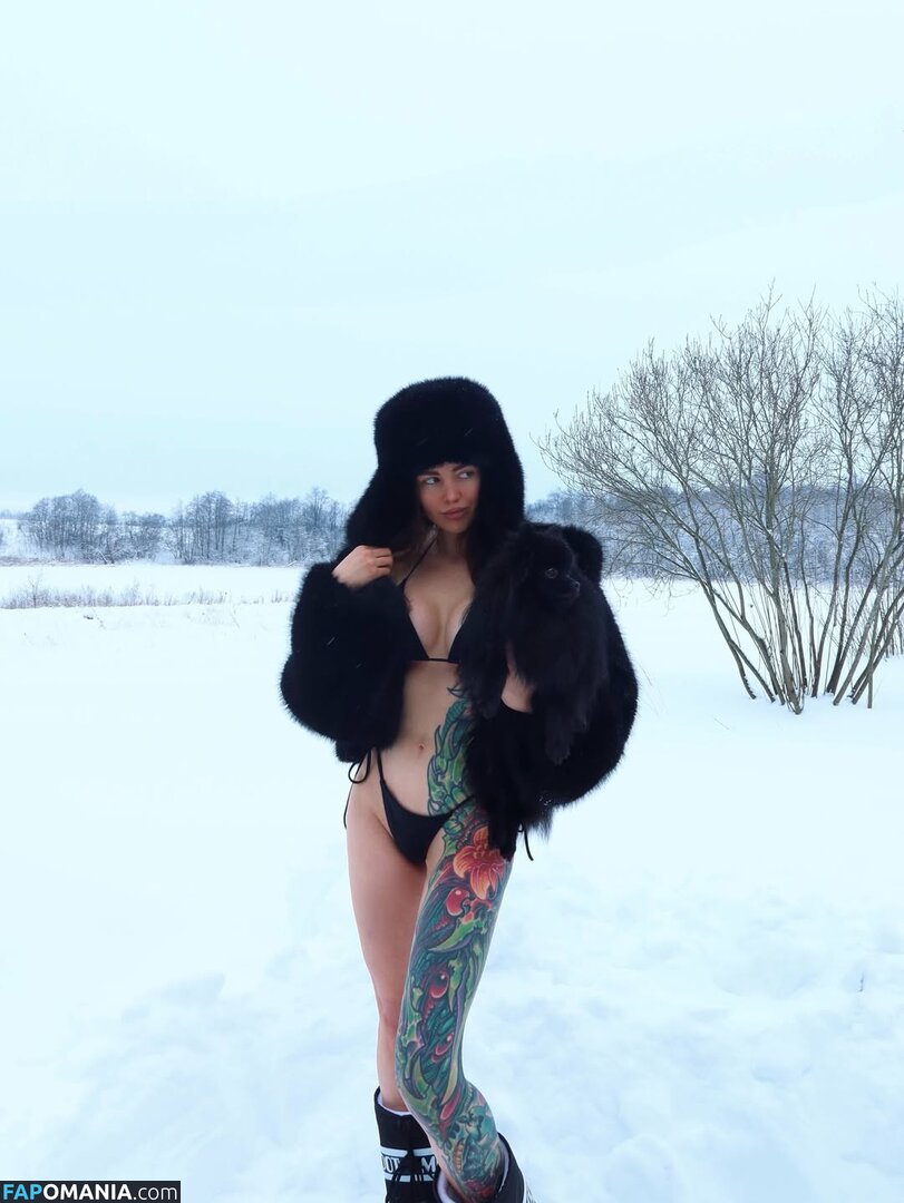 Toma Zhdanova / tomato_mood Nackt OnlyFans  Geleaktes Foto #3