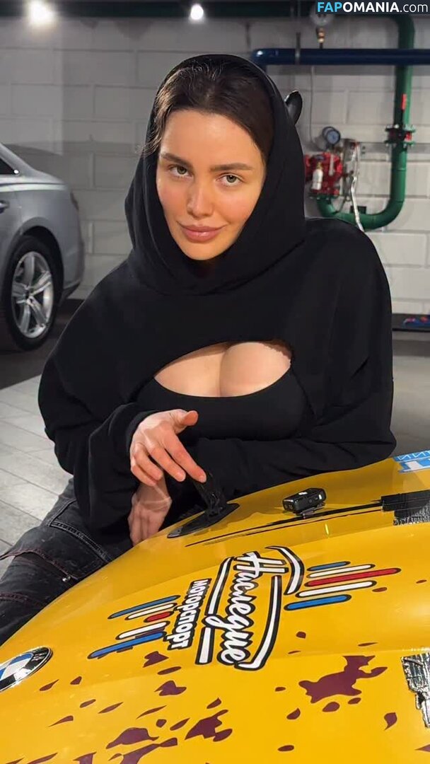 Toma Zhdanova / tomato_mood Nackt OnlyFans  Geleaktes Foto #7