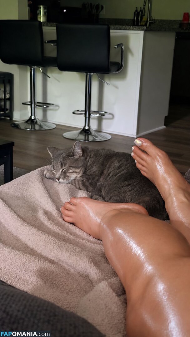 Tray.fitfever | Tray Soe / military / tray.fitfever Nackt OnlyFans  Geleaktes Foto #9