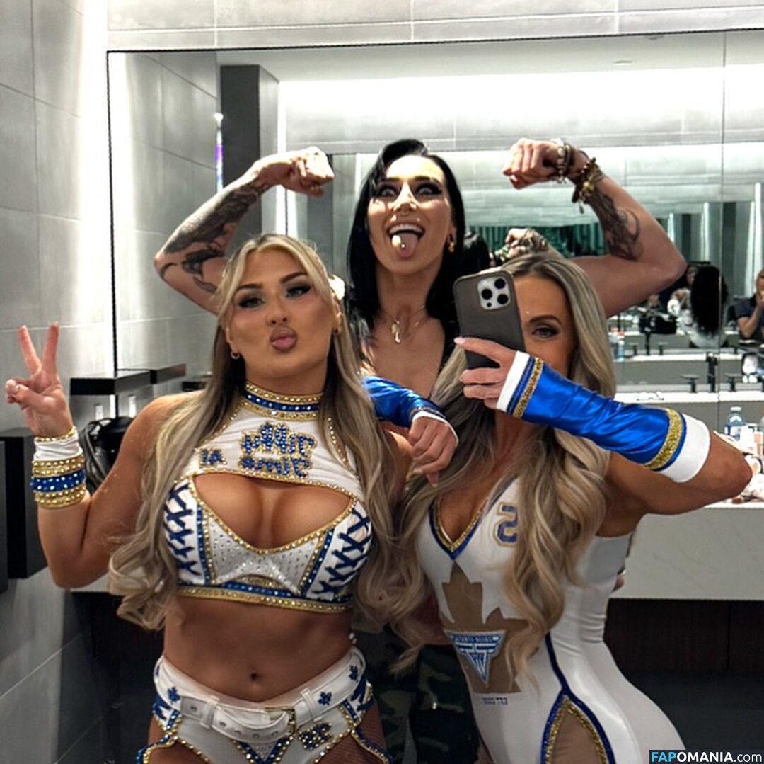 Trish Stratus / trishstratuscom Nackt OnlyFans  Geleaktes Foto #1462