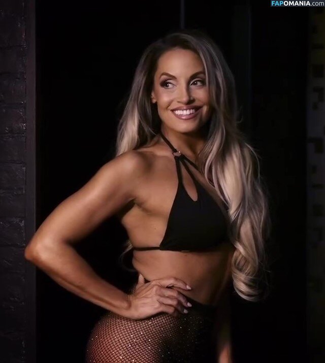 Trish Stratus / https: / trishstratus / trishstratuscom Nackt OnlyFans  Geleaktes Foto #1479