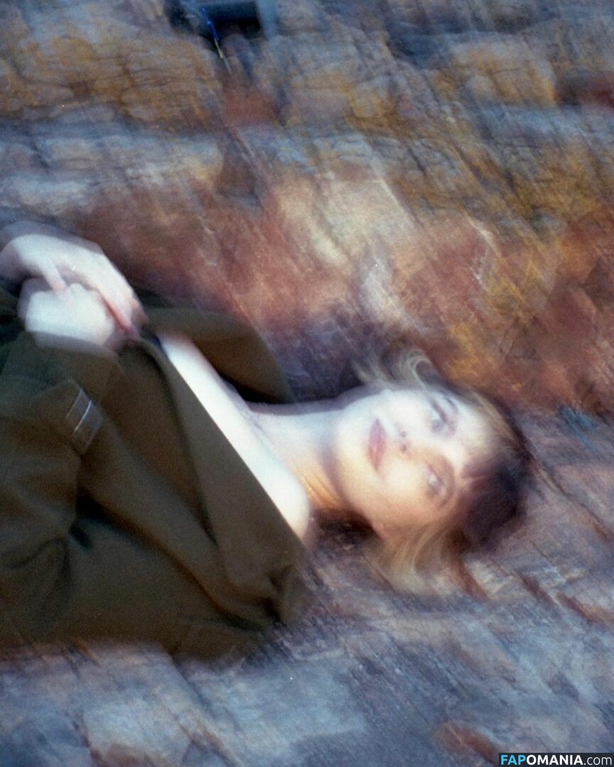 Triz Nackt OnlyFans  Geleaktes Foto #1