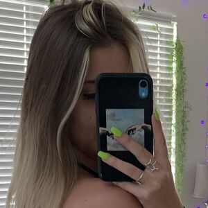 Tropicalnicole