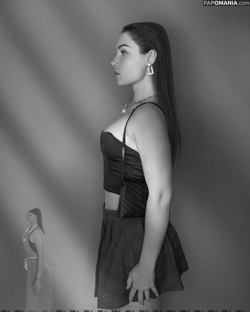 Tslanaxoxo / Yourlanatgirl / Yourlittlelana Nackt OnlyFans  Geleaktes Foto #41