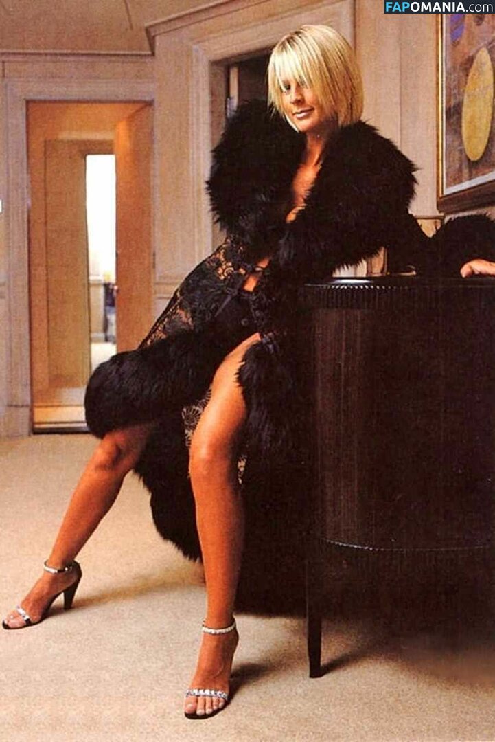 Ulrika Jonsson Nackt OnlyFans  Geleaktes Foto #24