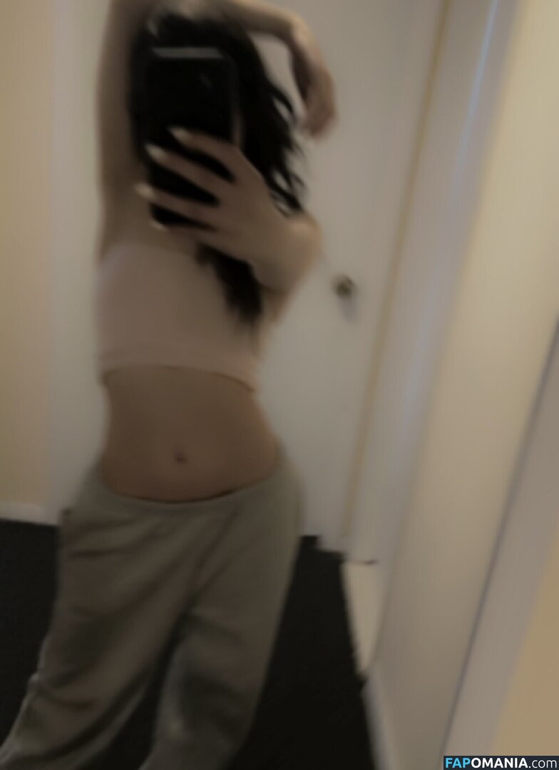 Unlov3ly / unholysrevenge / unlov3lyy Nackt OnlyFans  Geleaktes Foto #3