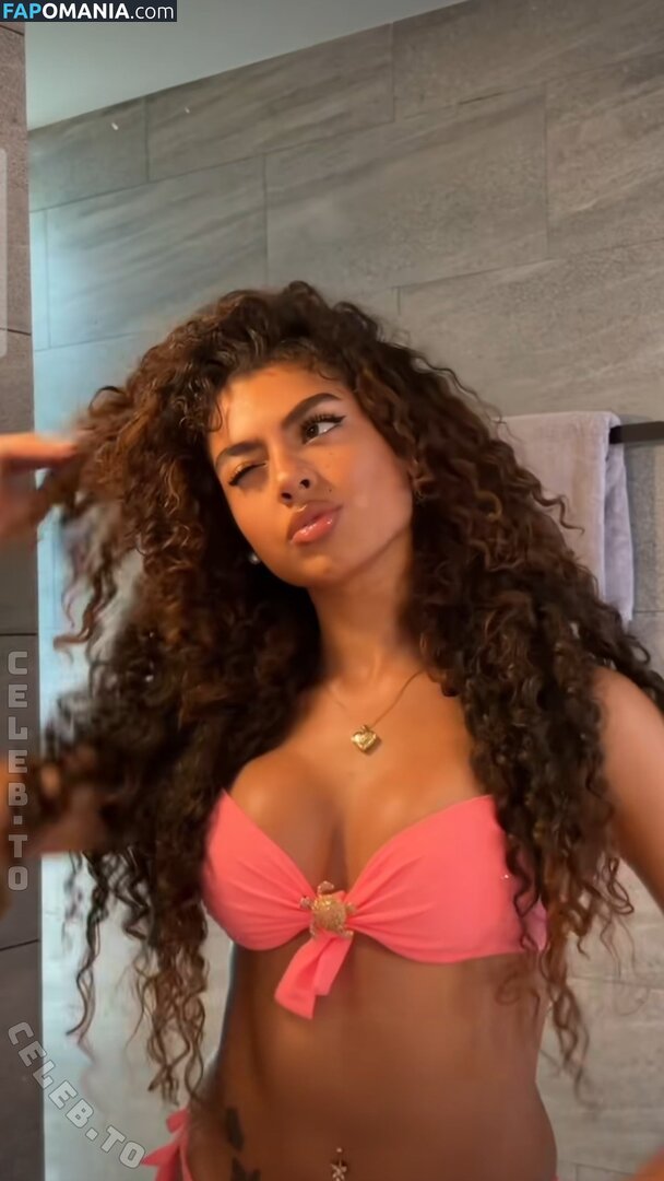 V7ena / u7ena Nackt OnlyFans  Geleaktes Foto #4