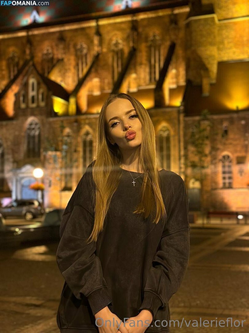 valerieflor / valerieflores Nackt OnlyFans  Geleaktes Foto #56