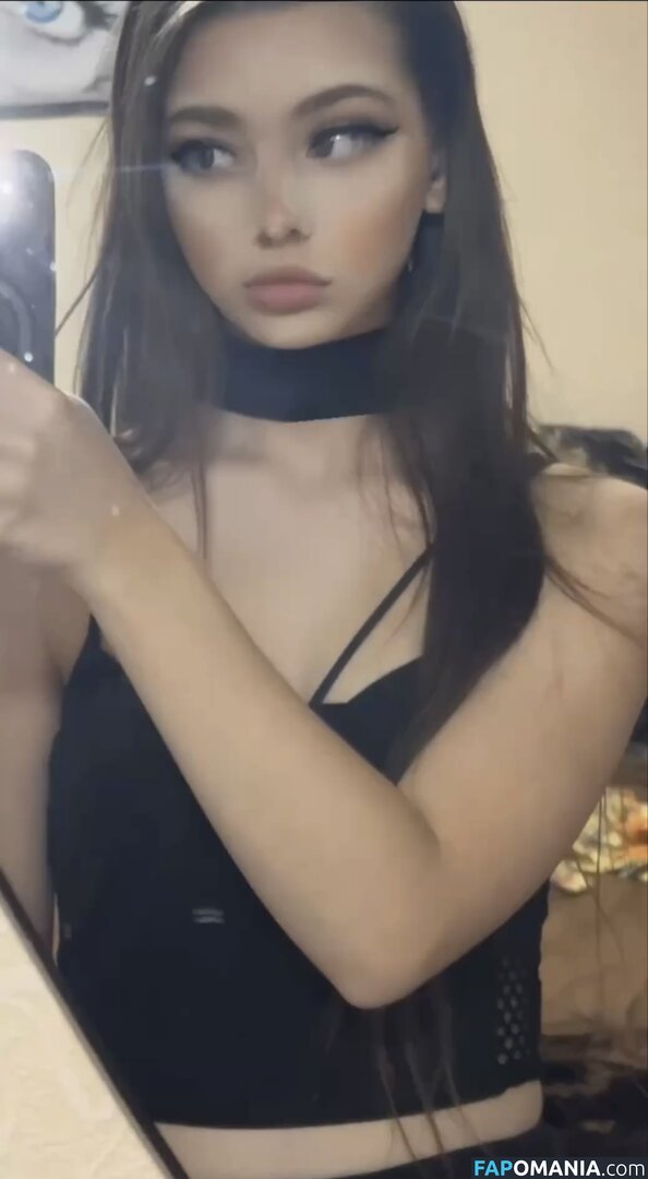 Valeri / _valeririi Nackt OnlyFans  Geleaktes Foto #1