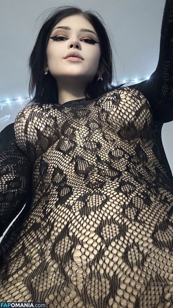 vampkira / vampkira_art Nackt OnlyFans  Geleaktes Foto #3