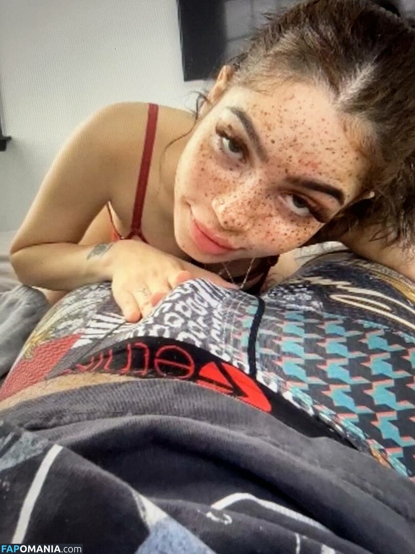 howloud / vanessaswrlddd Nackt OnlyFans  Geleaktes Foto #4