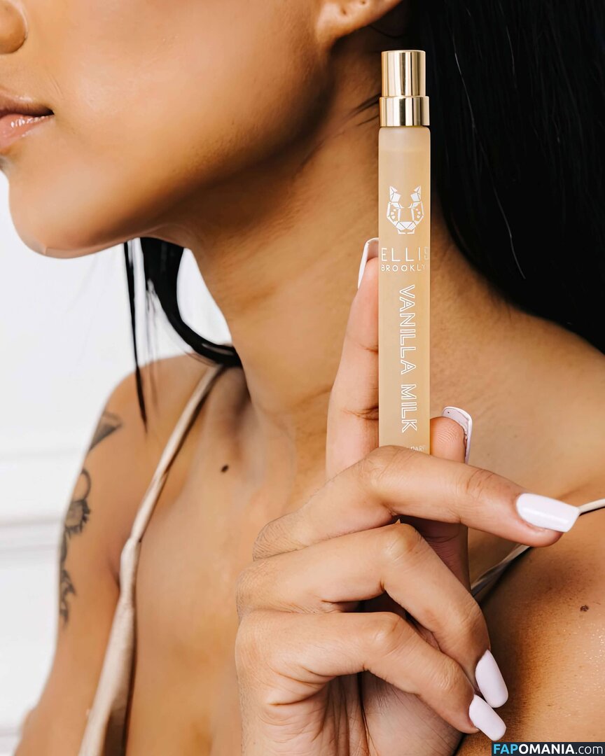 Vanilla Milk Nackt OnlyFans  Geleaktes Foto #3