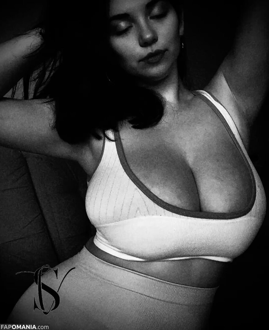 Sarah Venus / Venus Sarah / sarahvenusofficial / thecosmic_sarah Nackt OnlyFans  Geleaktes Foto #2