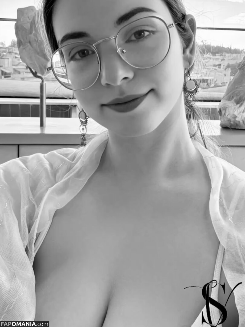 Sarah Venus / Venus Sarah / sarahvenusofficial / thecosmic_sarah Nackt OnlyFans  Geleaktes Foto #3