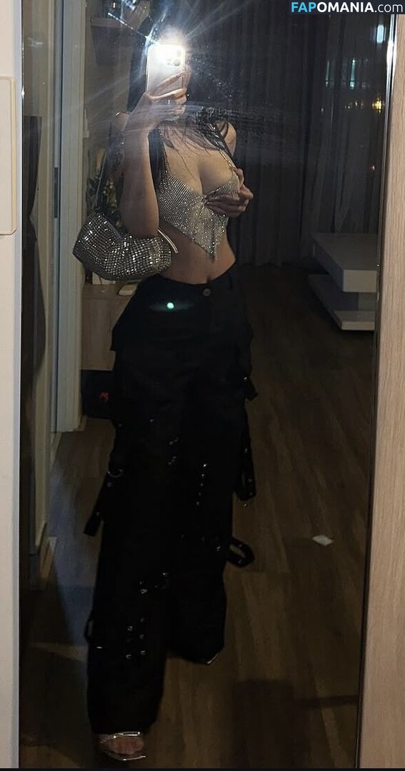 Khúc Thị Hương / Veronica Lucifer / akashi.yumi.3 / madamelucy / veronica_lucifer_ Nackt OnlyFans  Geleaktes Foto #3