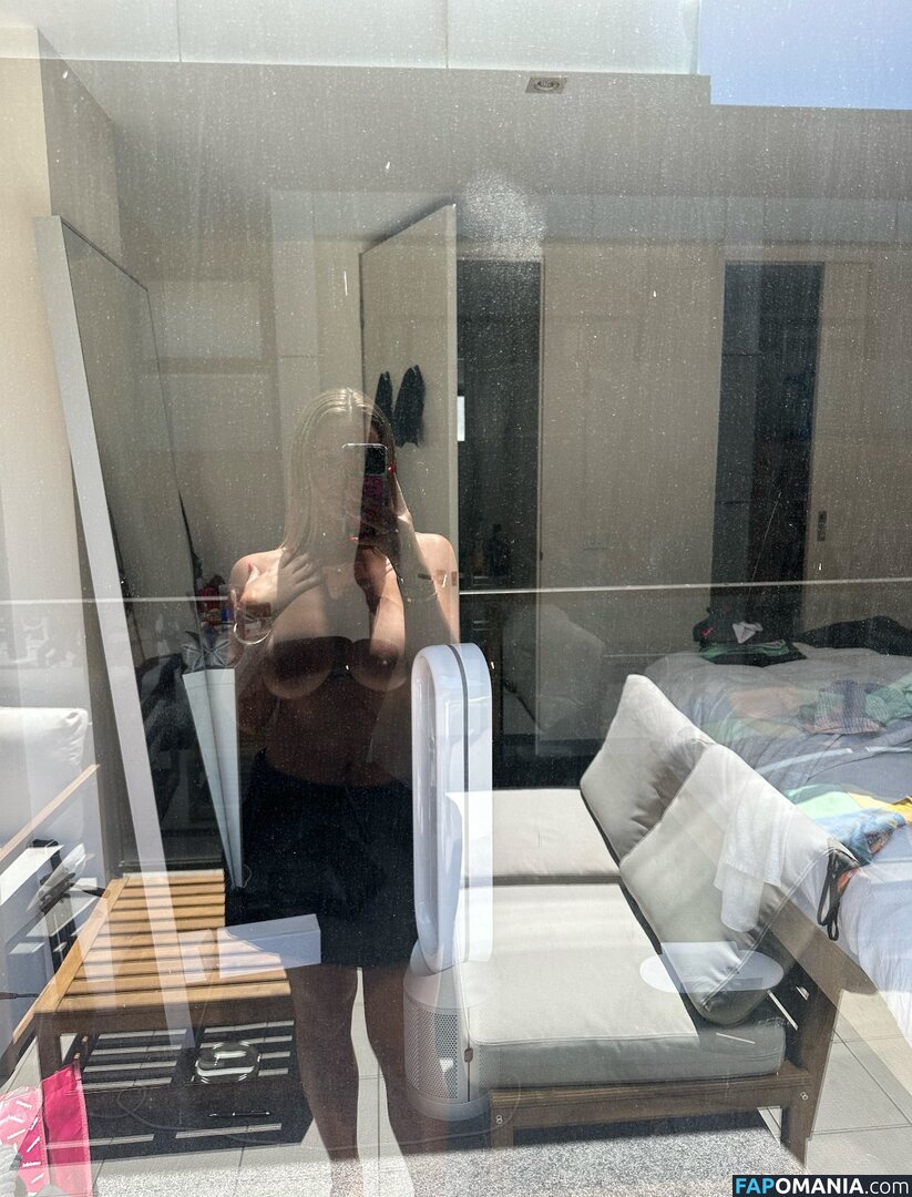 Victoria Campbell / realpeachycheeks / victoria.campbell Nackt OnlyFans  Geleaktes Foto #2