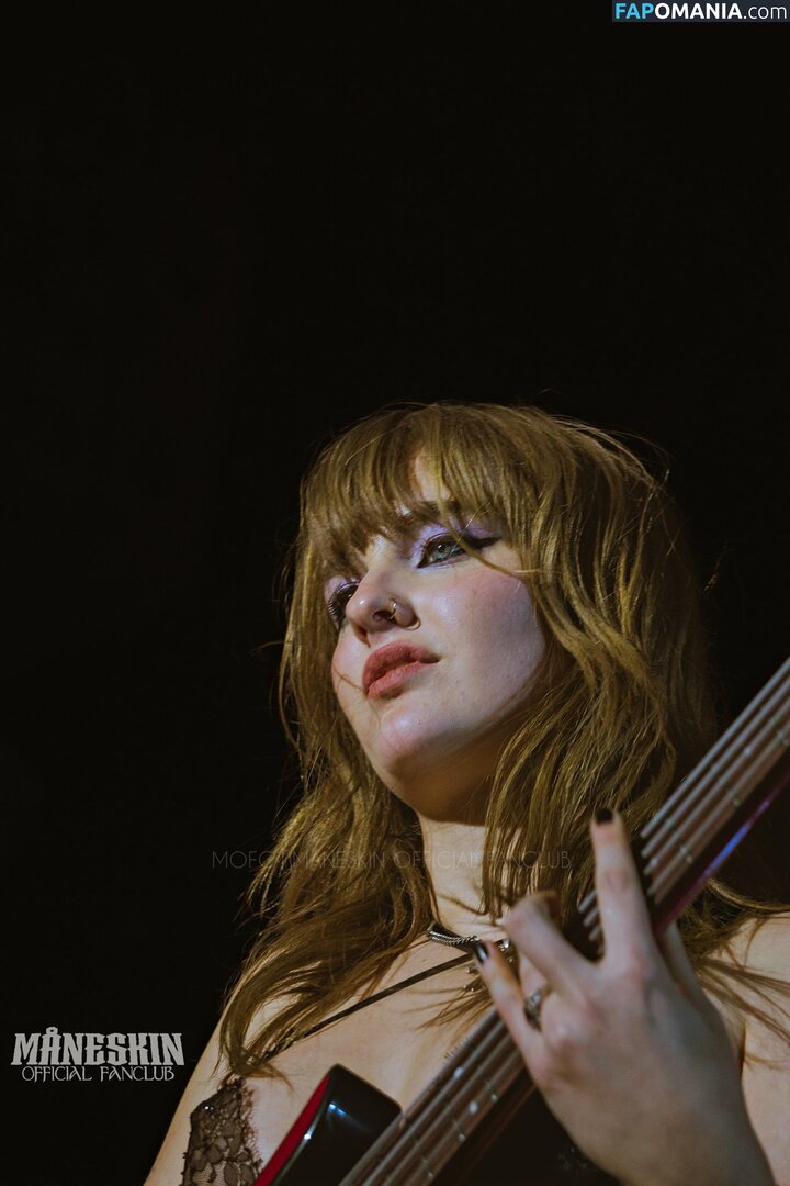 Maneskin bassist / Victoria De Angelis / vicdeangelis Nackt OnlyFans  Geleaktes Foto #80