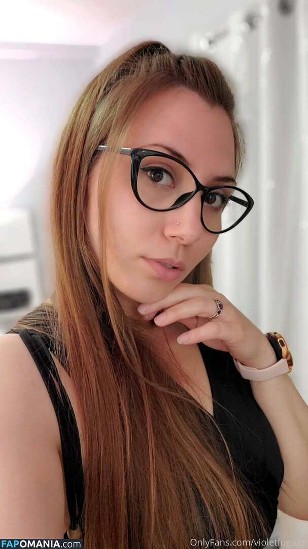 Violet Fugazzi / violet.fugazzi / violetfugazzi / violetsvip Nackt OnlyFans  Geleaktes Foto #1