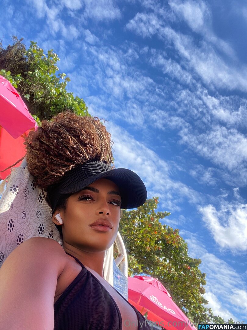 vitoria_alves / vitoriaalves02__ Nackt OnlyFans  Geleaktes Foto #3