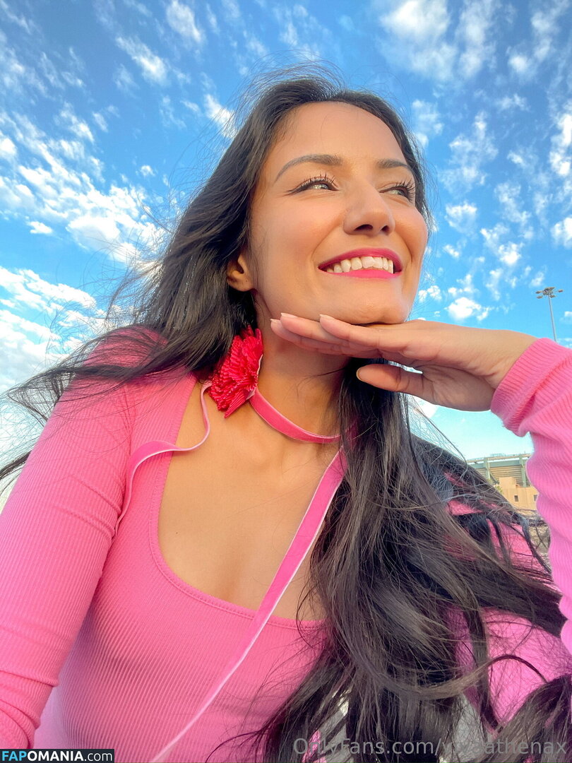 followvivaathena / vivaathenax Nackt OnlyFans  Geleaktes Foto #2