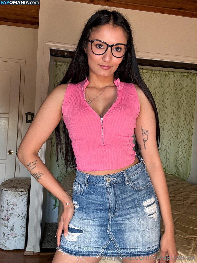 followvivaathena / vivaathenax Nackt OnlyFans  Geleaktes Foto #8