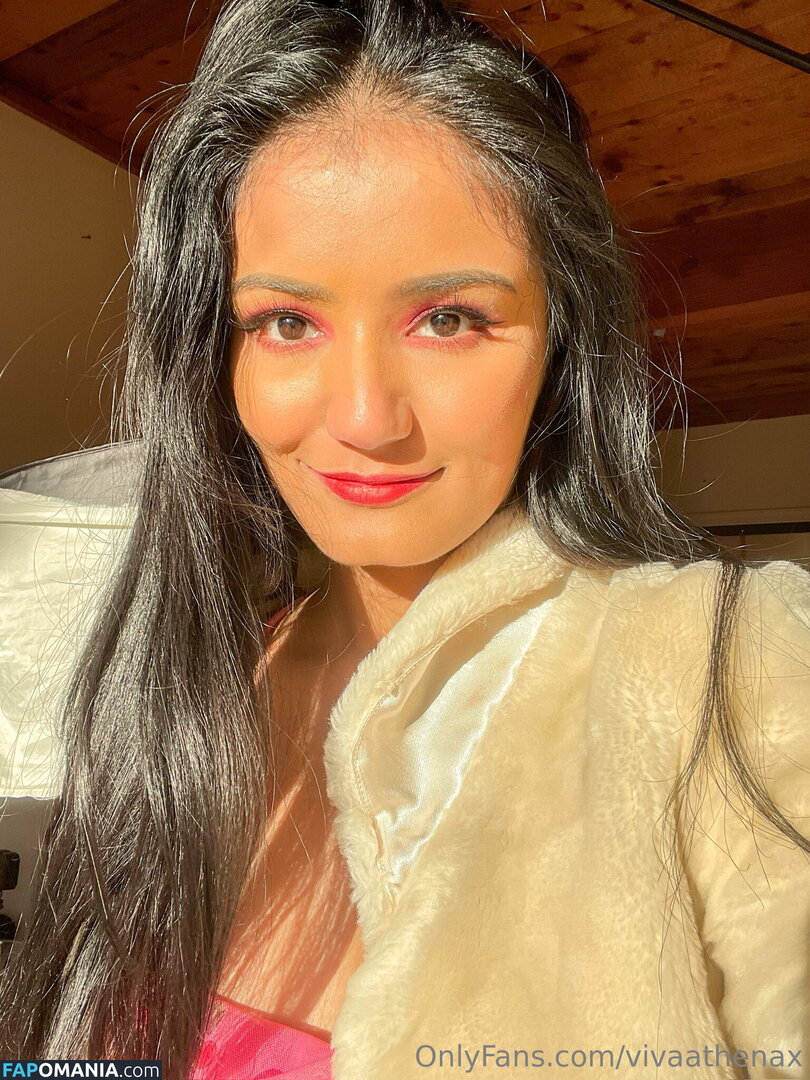 followvivaathena / vivaathenax Nackt OnlyFans  Geleaktes Foto #14