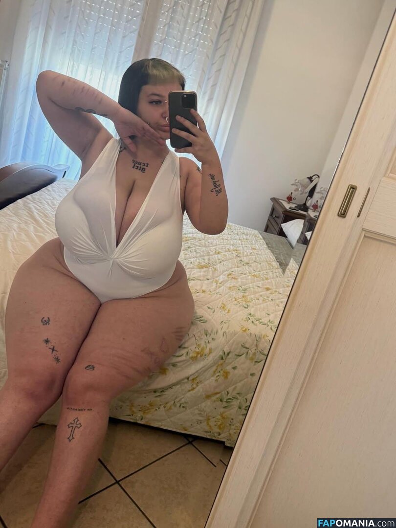 Mxmmytina / Vvalentinabonetalli Nackt OnlyFans  Geleaktes Foto #9