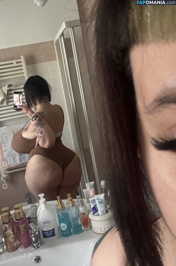 Mxmmytina / Vvalentinabonetalli Nackt OnlyFans  Geleaktes Foto #18