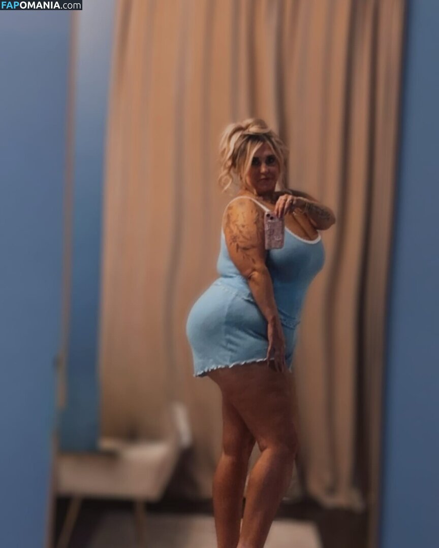 altizer.brittney / https: / queensizebxrbie / wvqueenb / xxlmilfbxrbie Nackt OnlyFans  Geleaktes Foto #2