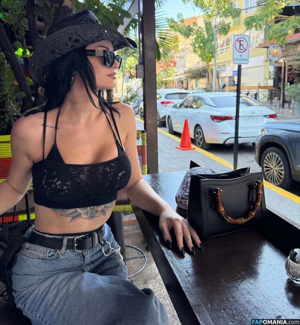 WWE's Paige  / WWE's Paige / Saraya Bevis / saraya Nackt OnlyFans  Geleaktes Foto #3