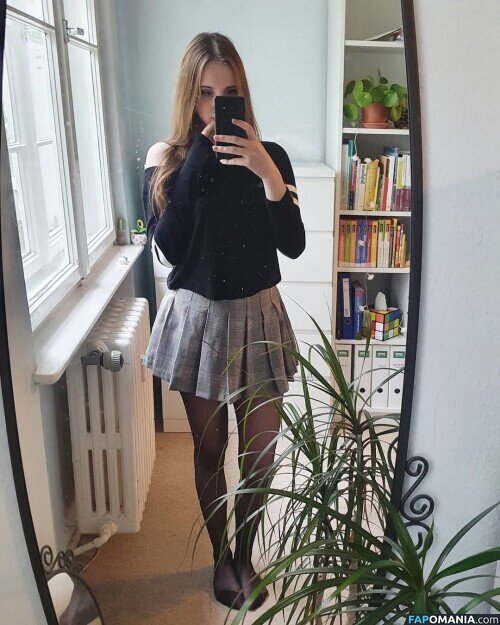xXlaureliaXx Nackt OnlyFans  Geleaktes Foto #4