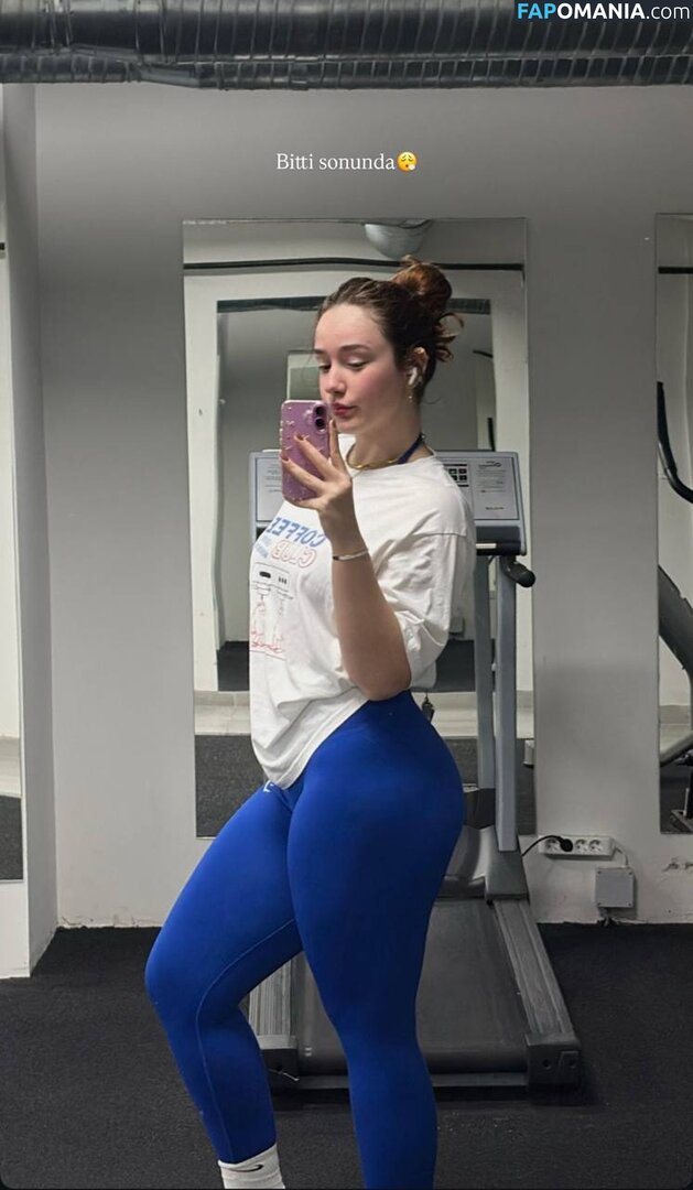 Yagmur Simsek / https: / rainsimsek98 / yagmrsmsk / yamursimseek Nackt OnlyFans  Geleaktes Foto #9