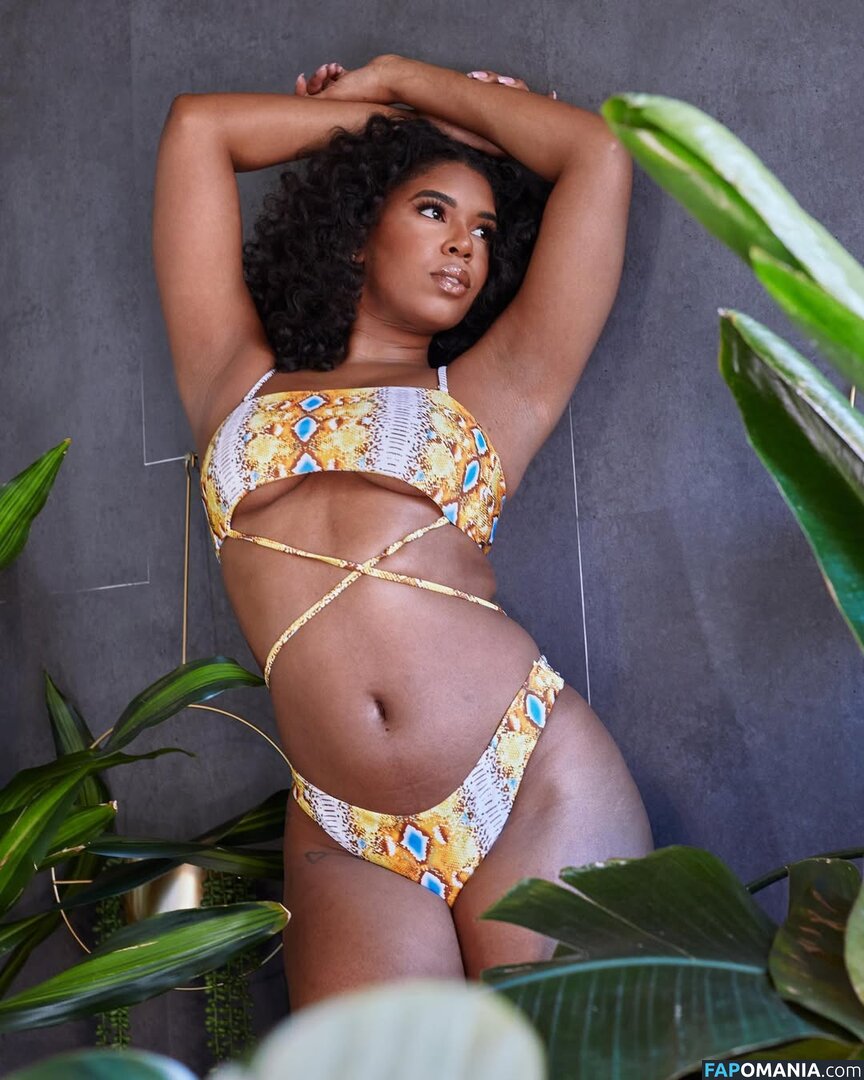Yasmeen Kearra / yaskearra / yasmeen.kearra Nackt OnlyFans  Geleaktes Foto #3