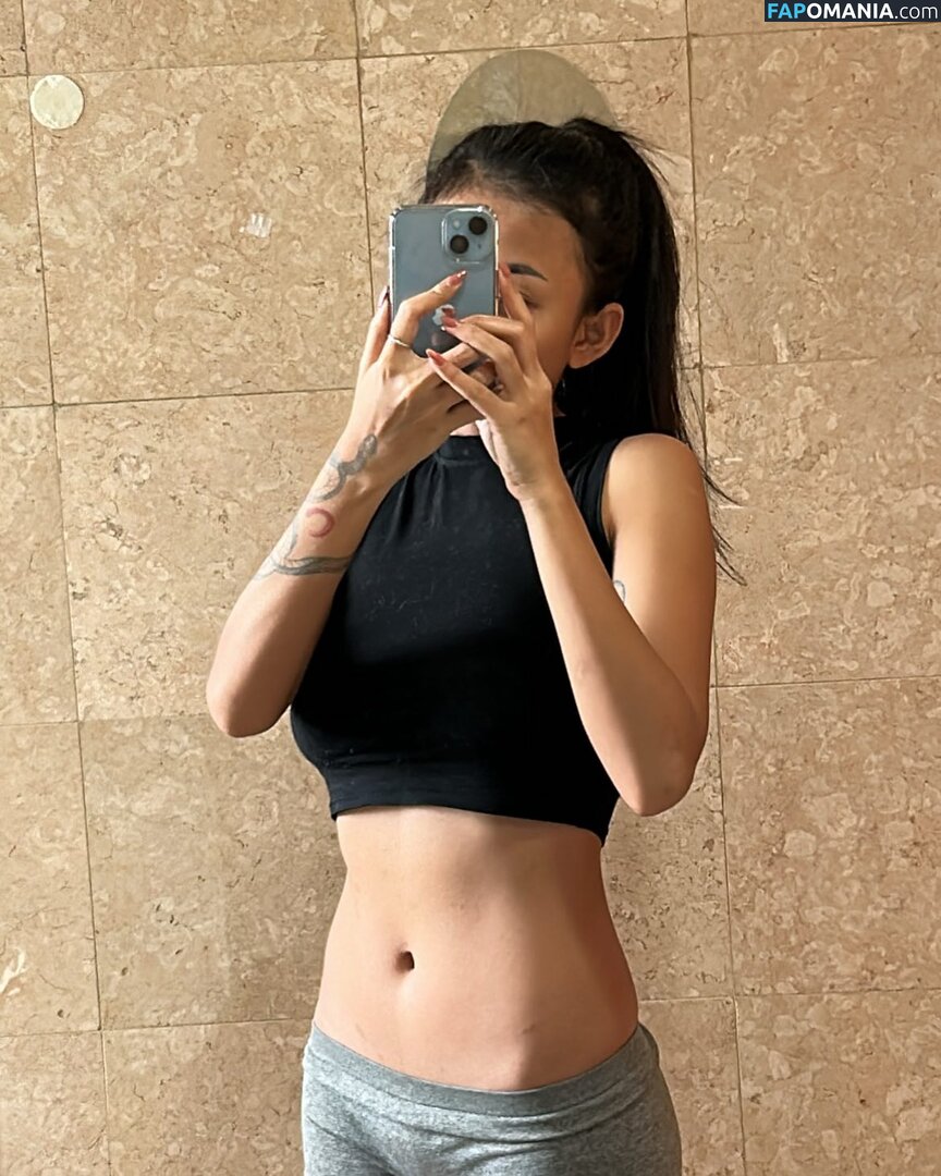 5leepyhead_ / Yeti Kurnia / https: / notp0cahonta5 Nackt OnlyFans  Geleaktes Foto #1