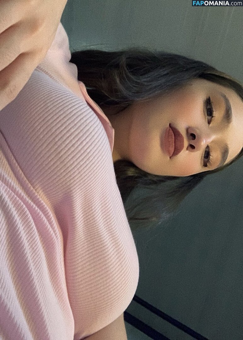 Mayukisu / Yotanwas Nackt OnlyFans  Geleaktes Foto #1