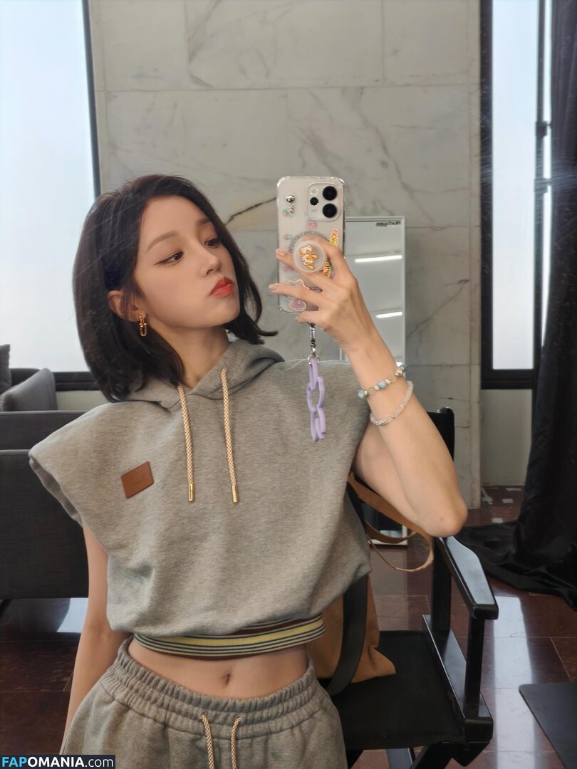 _Yuqi_ / https: / yuqisong.923 / yuqisun Nackt OnlyFans  Geleaktes Foto #55