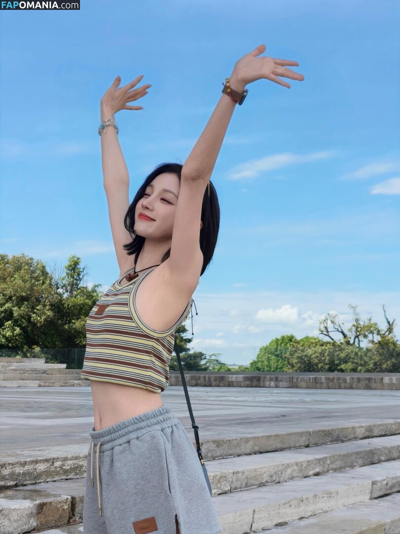 _Yuqi_ / https: / yuqisong.923 / yuqisun Nackt OnlyFans  Geleaktes Foto #60