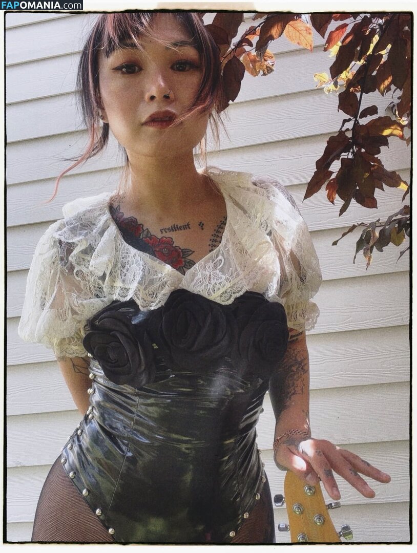 Yvette Young / yvetteyoung Nackt OnlyFans  Geleaktes Foto #8