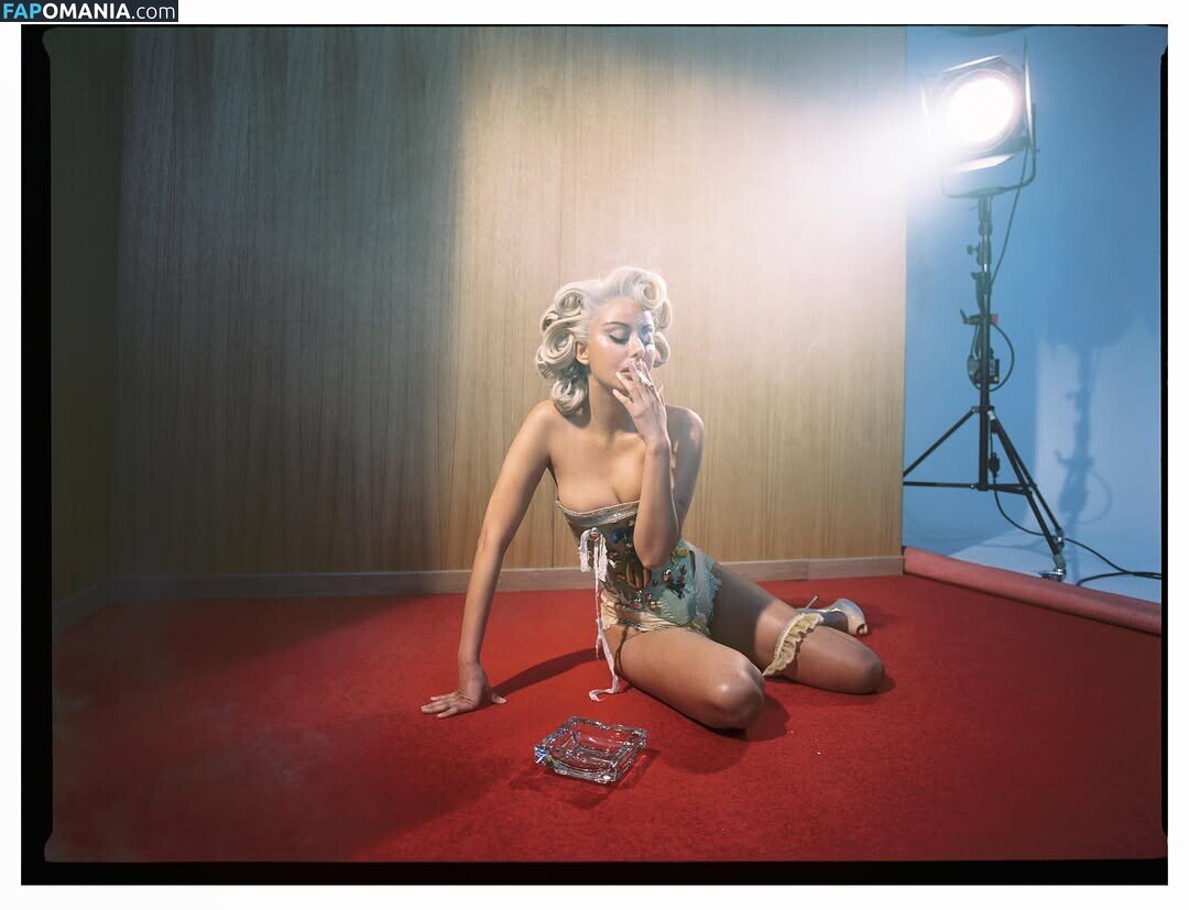 Zahia Dehar / zahiaofficiel Nackt OnlyFans  Geleaktes Foto #307