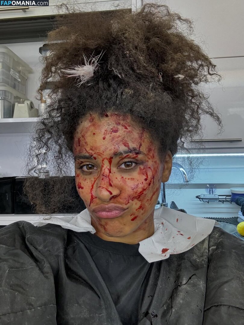 Zazie Beetz / zaziebeetz Nackt OnlyFans  Geleaktes Foto #10