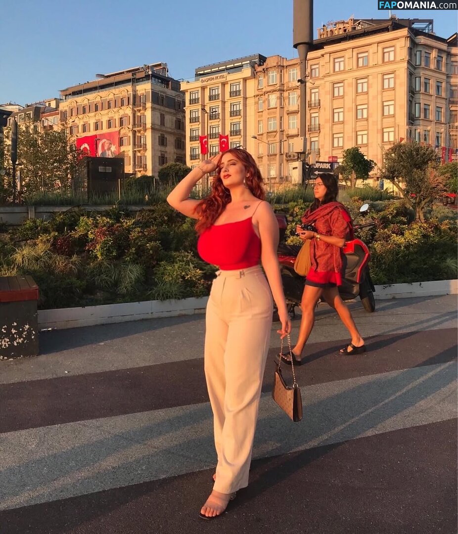 Zehra Aslan / _zehraasln Nackt OnlyFans  Geleaktes Foto #9