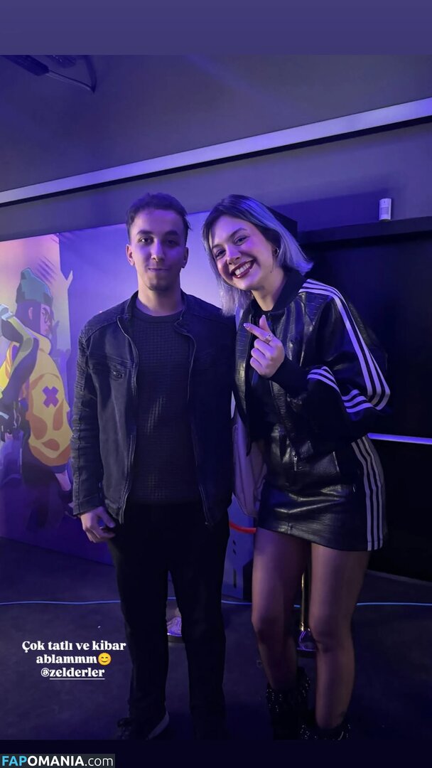 Zelderler Nackt OnlyFans  Geleaktes Foto #3