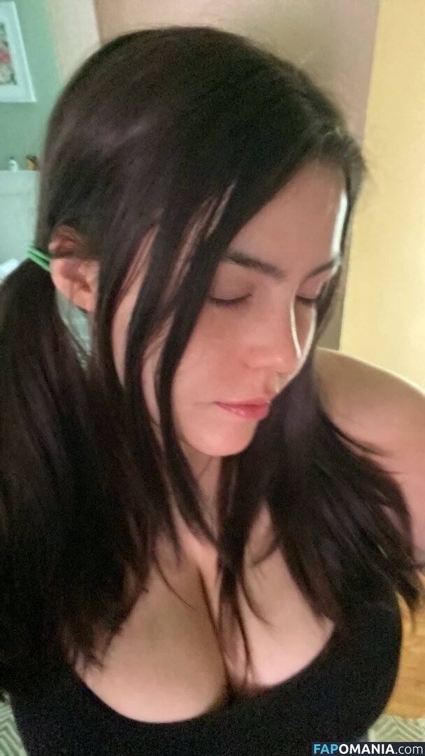 Zobug / snaiIgirl / zobug_ Nackt OnlyFans  Geleaktes Foto #1