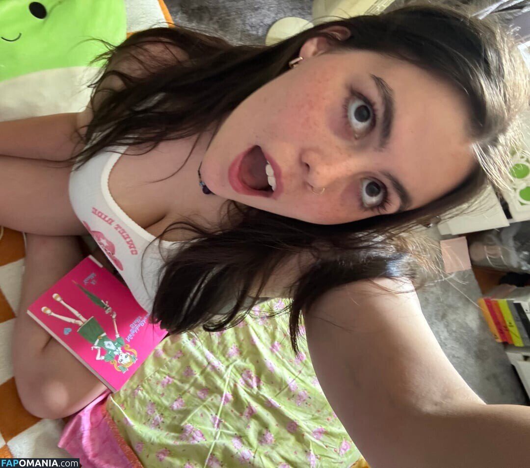 Zobug / snaiIgirl / zobug_ Nackt OnlyFans  Geleaktes Foto #11