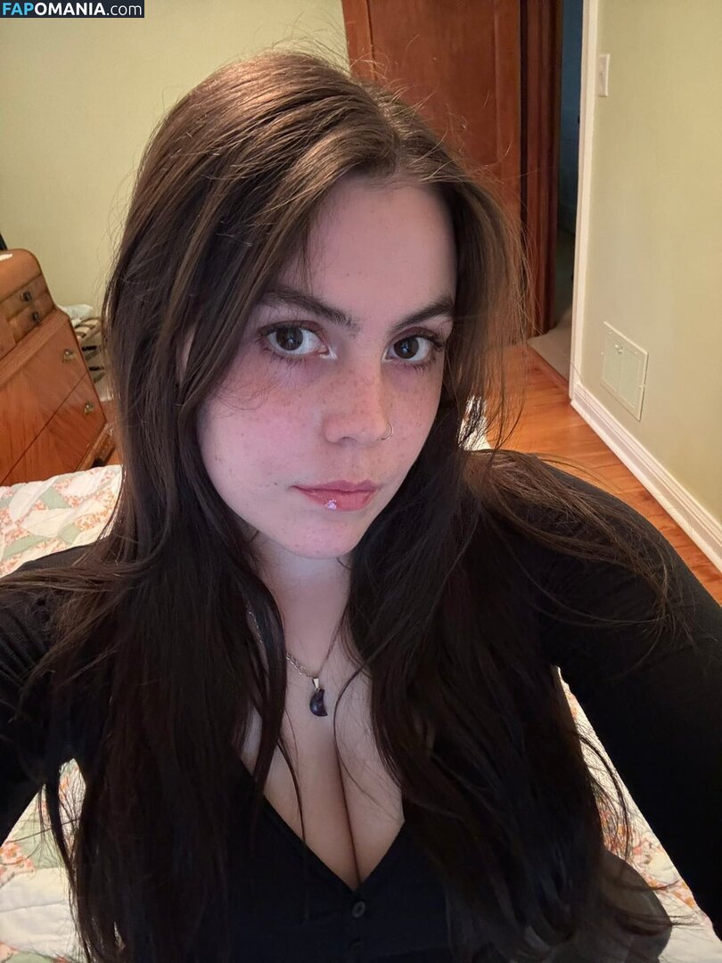 Zobug / snaiIgirl / zobug_ Nackt OnlyFans  Geleaktes Foto #12