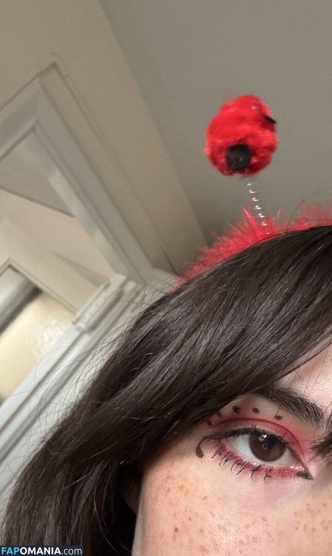 Zobug / snaiIgirl / zobug_ Nackt OnlyFans  Geleaktes Foto #18